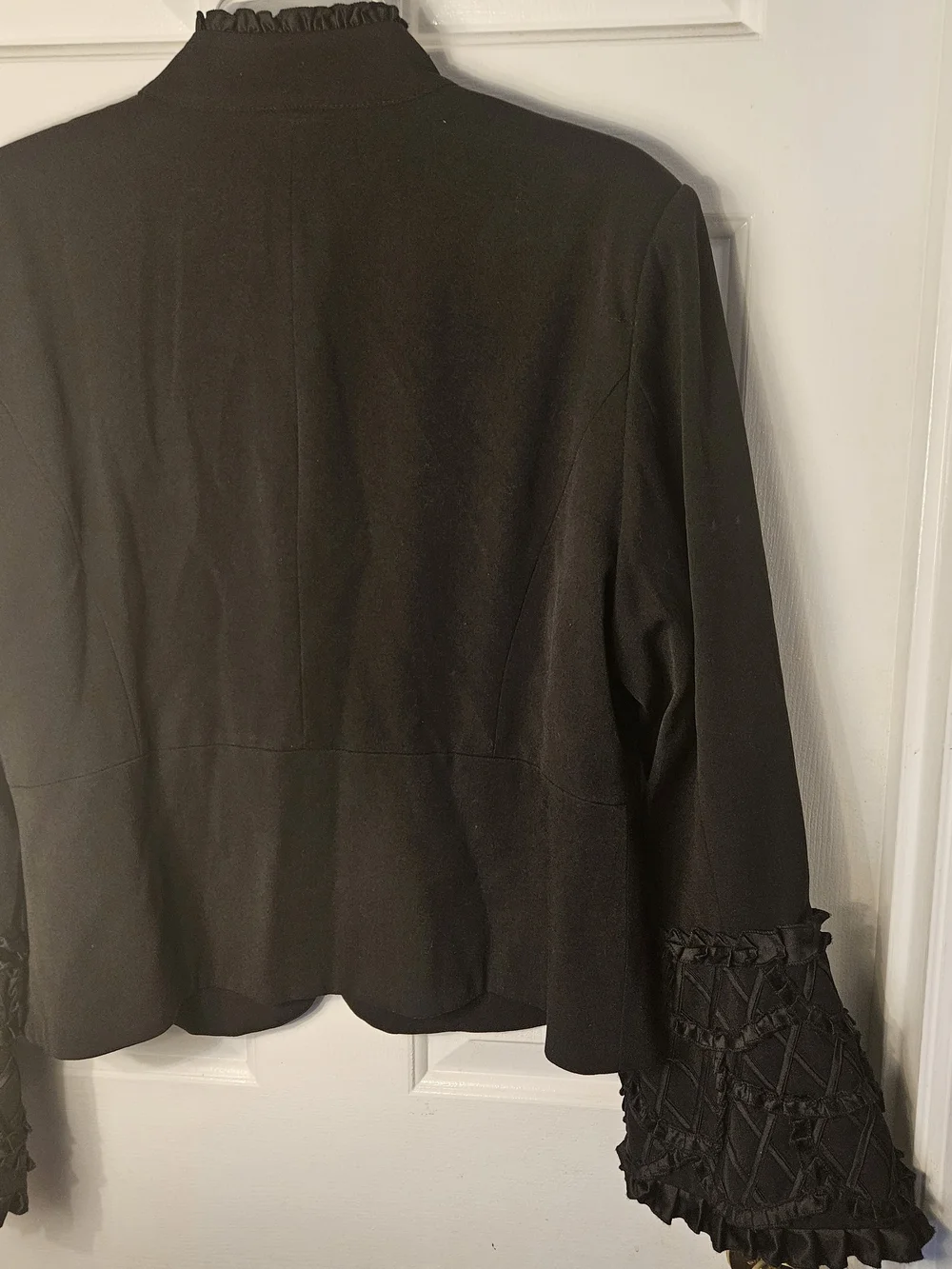 Pamela McCoy Black Ruffle-Trim Textured Blazer - Picture 2 of 14